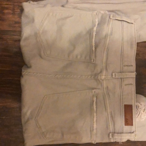 very comfortable! Hardly worn - Picture 3 of 3